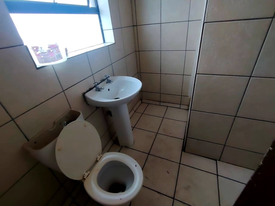 Commercial Property for Sale in Quigney Eastern Cape